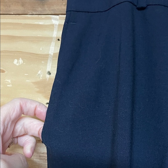 Banana Republic size 8 Navy Color Martin Fit Straight Leg Lightweight Dress Pant - Picture 4 of 8